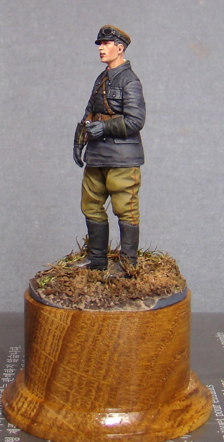 Figures: Soviet officer, armoured troops, photo #2