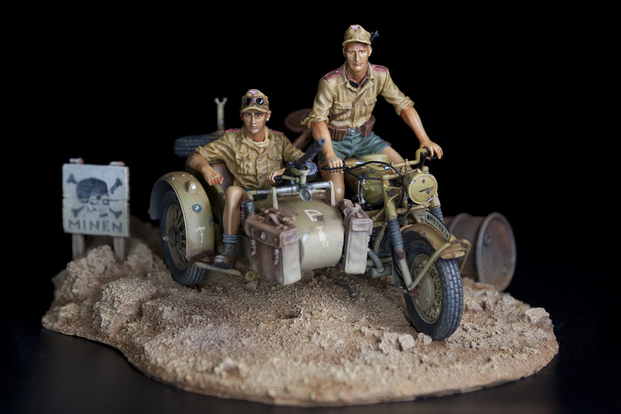 Dioramas and Vignettes: German motorcycle with crew, 21st Pz.Div., photo #1