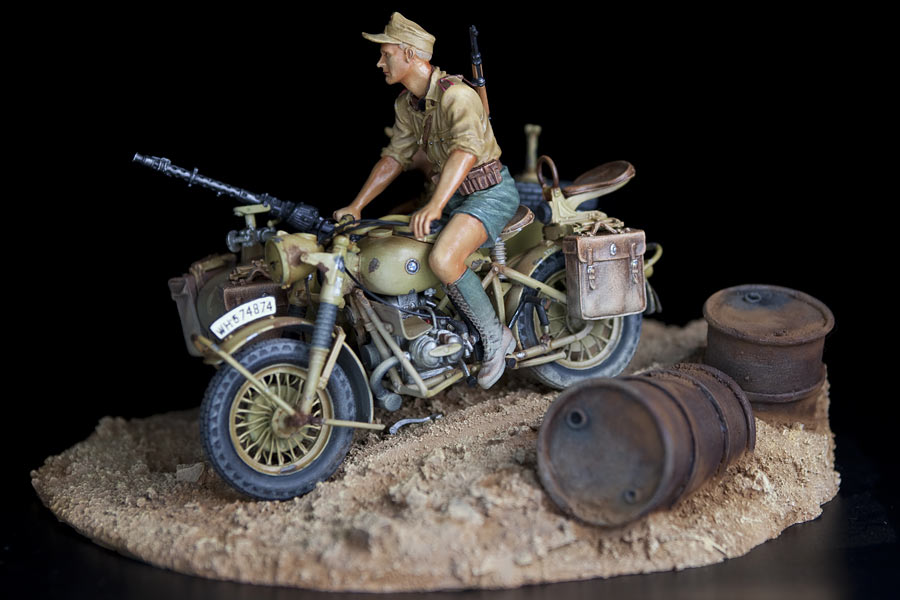 Dioramas and Vignettes: German motorcycle with crew, 21st Pz.Div., photo #3