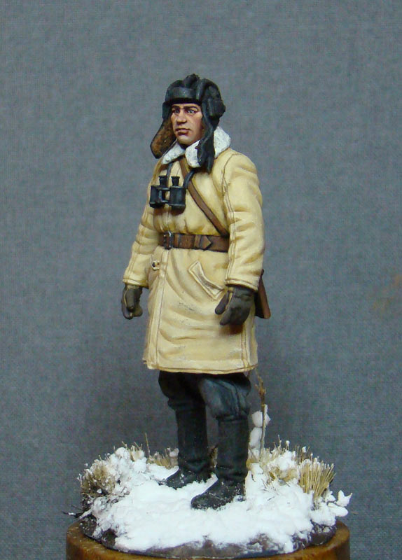 Figures: Soviet officer in winter battle dress, photo #2
