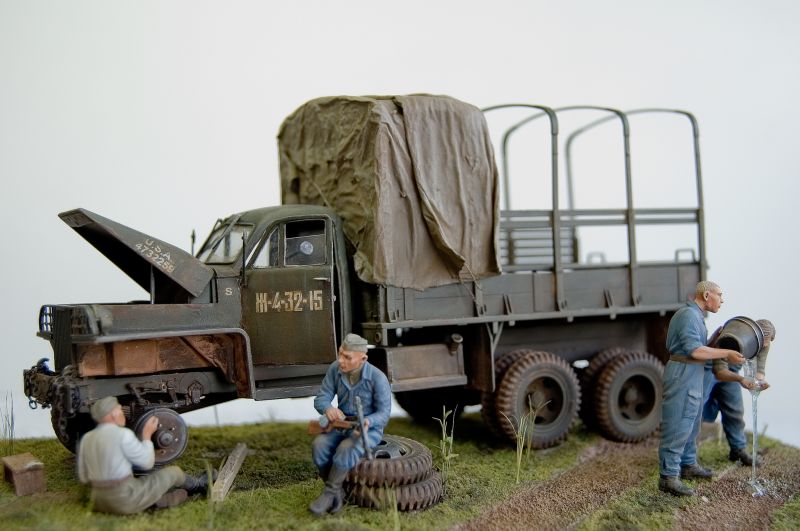 Dioramas and Vignettes: Studebaker US6. Roads of War, photo #1