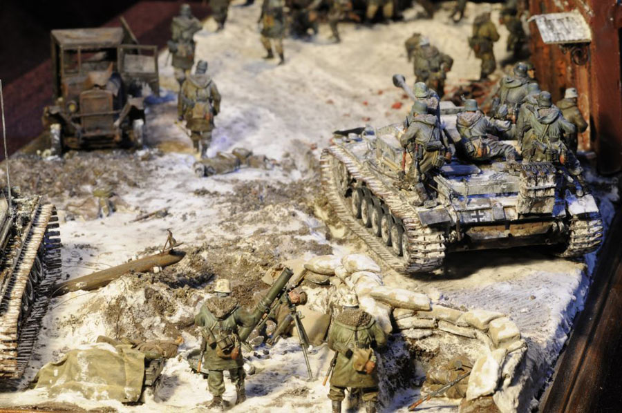 Dioramas and Vignettes: On the Kharkov direction, photo #2