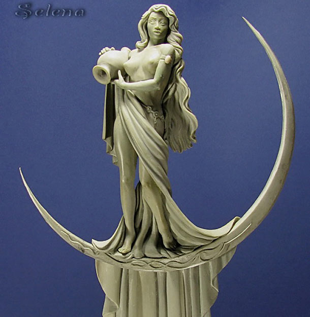 Sculpture: Selena