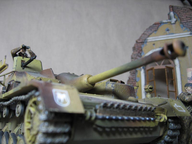 Dioramas and Vignettes: The Hunters, photo #7