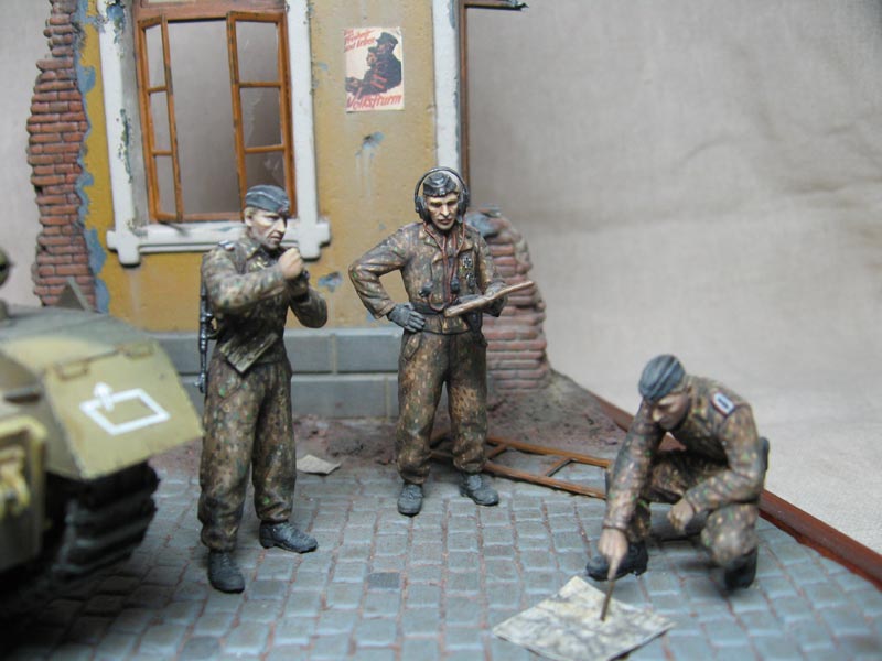 Dioramas and Vignettes: The Hunters, photo #9