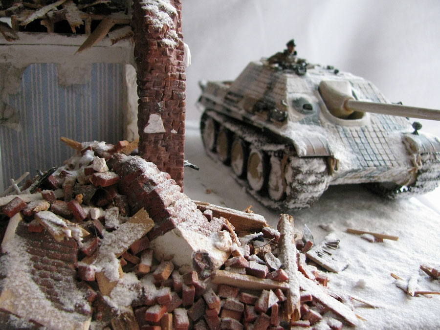 Dioramas and Vignettes: Be on the alert!, photo #5