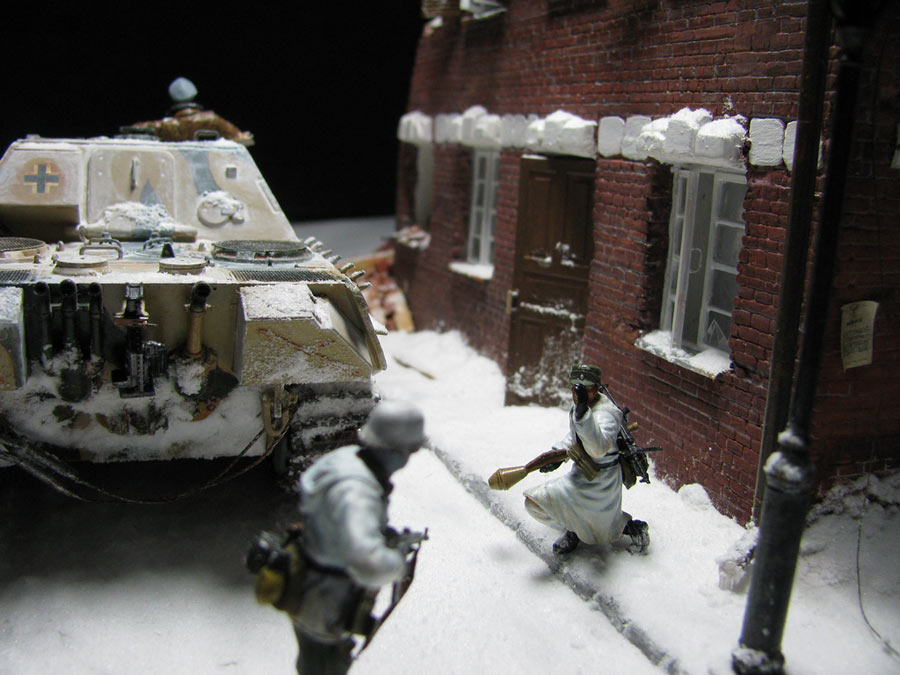 Dioramas and Vignettes: Be on the alert!, photo #6