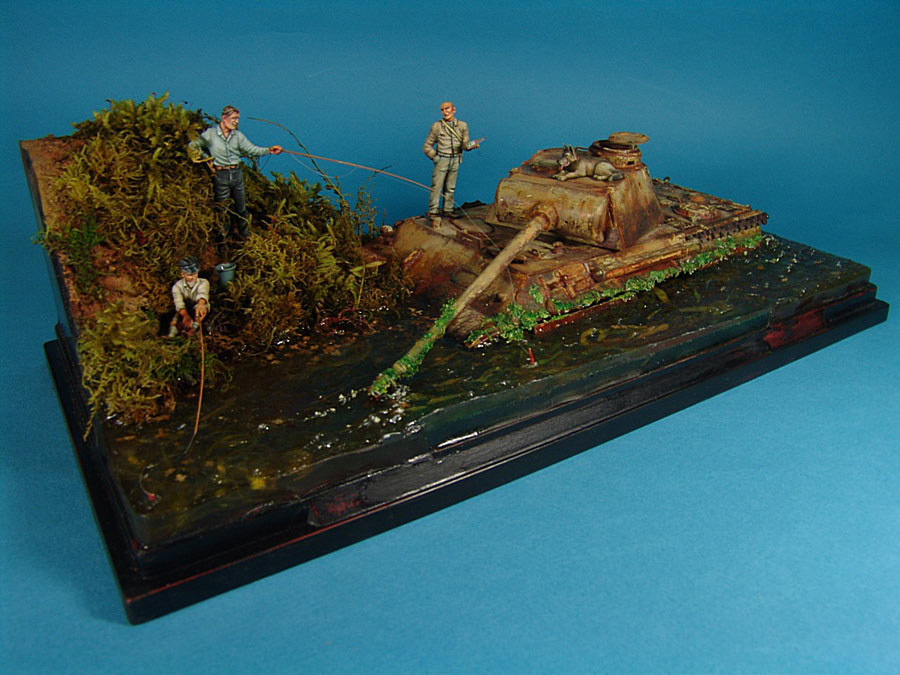 Dioramas and Vignettes: Fishy river, photo #1