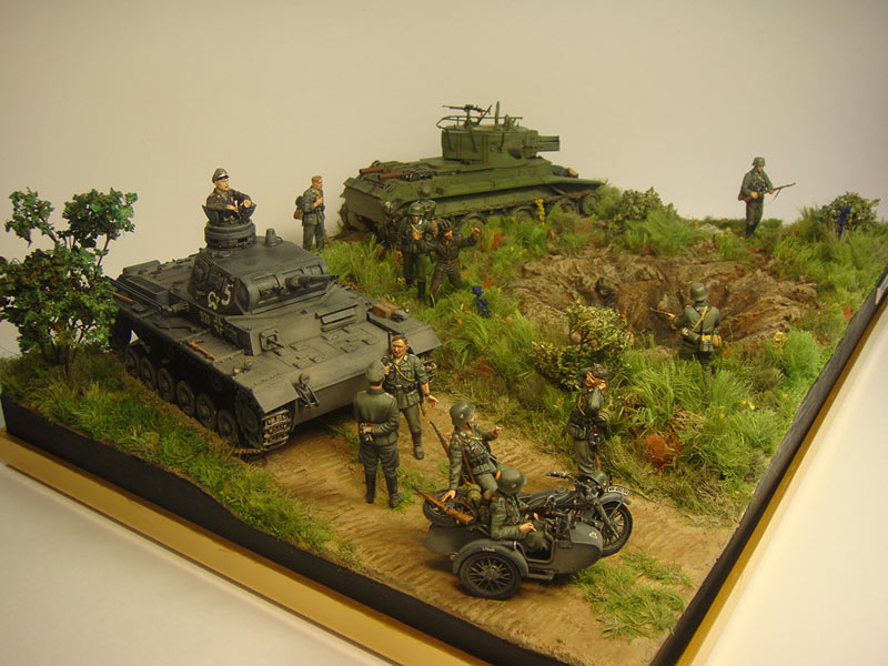 Dioramas and Vignettes: The Invasion, photo #1