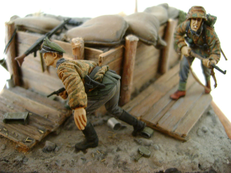 Dioramas and Vignettes: In the trenches, 1944, photo #2