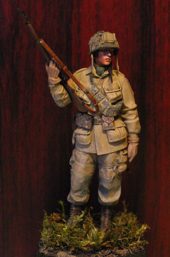 Figures: Paratrooper, 82nd Airborne div., photo #1