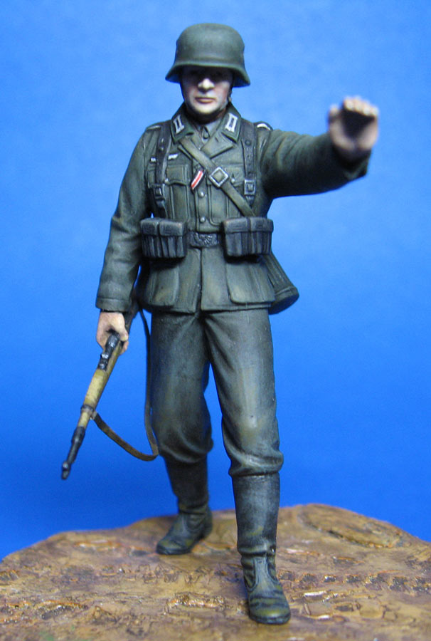 Figures: Wehrmacht soldiers and officer, photo #1