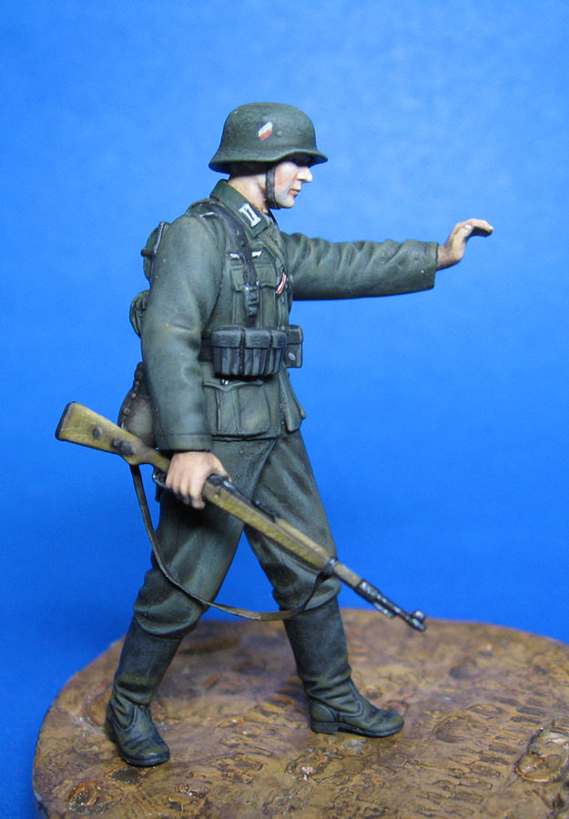 Figures: Wehrmacht soldiers and officer, photo #2