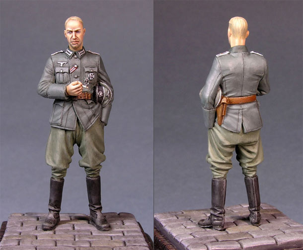 Figures: German officer
