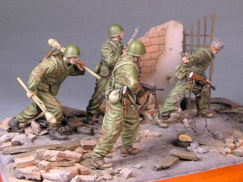 Dioramas and Vignettes: The Assault, photo #4