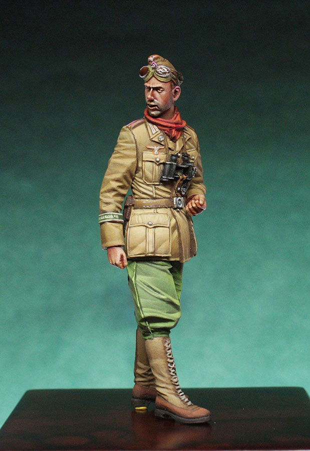 Figures: DAK Panzer Officer, photo #1