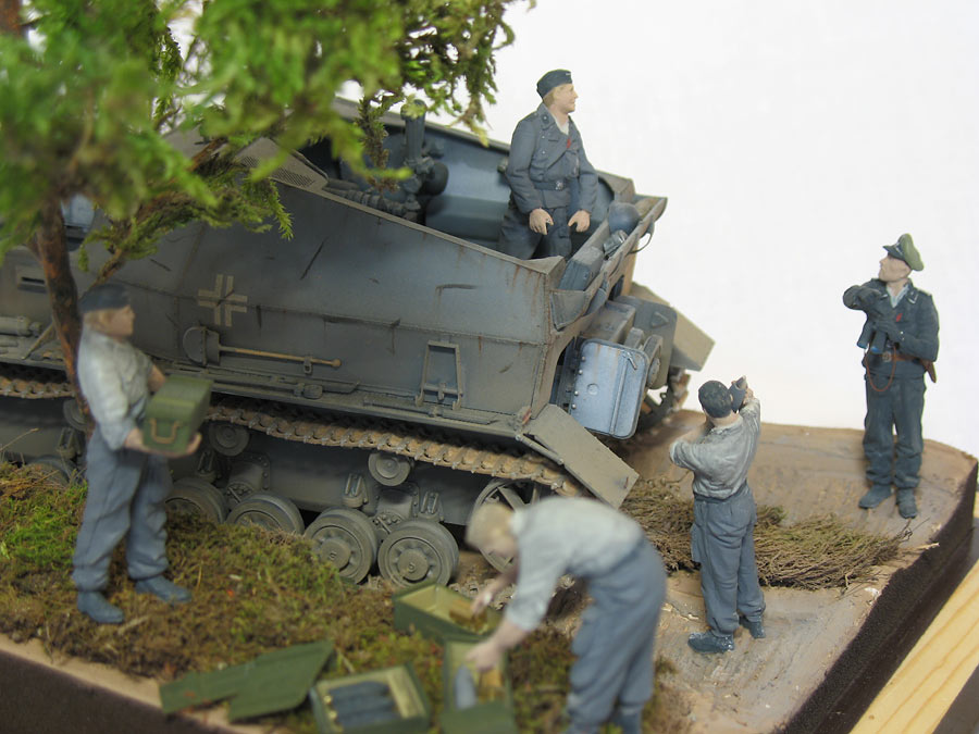 Dioramas and Vignettes: Dicker Max, photo #4