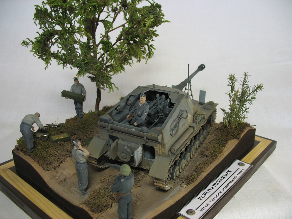 Dioramas and Vignettes: Dicker Max, photo #6