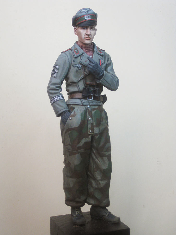 Figures: StuG platoon commander, photo #1