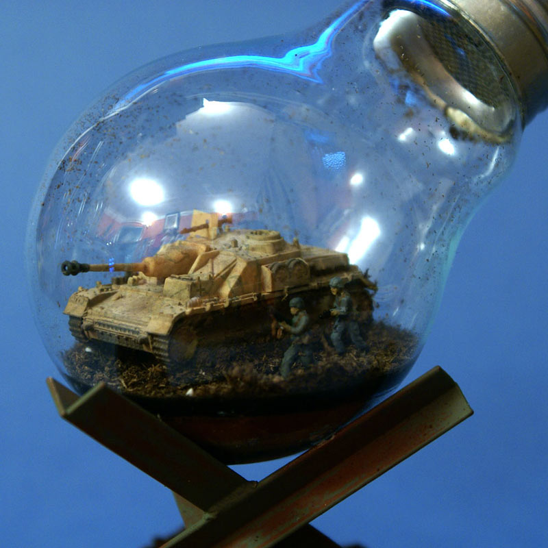 Miscellaneous: StiG in light bulb, photo #8