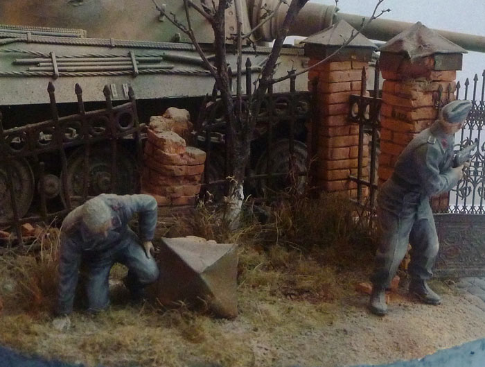 Dioramas and Vignettes: Knocked out Tiger, photo #11