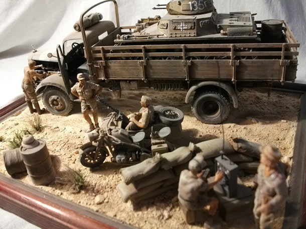 Dioramas and Vignettes: sdf