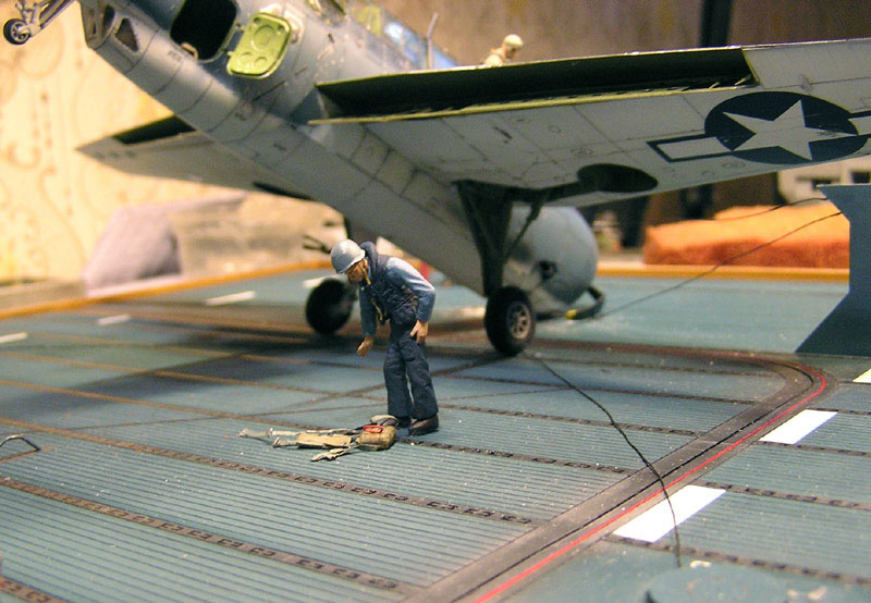 Dioramas and Vignettes: Hard Landing, photo #2