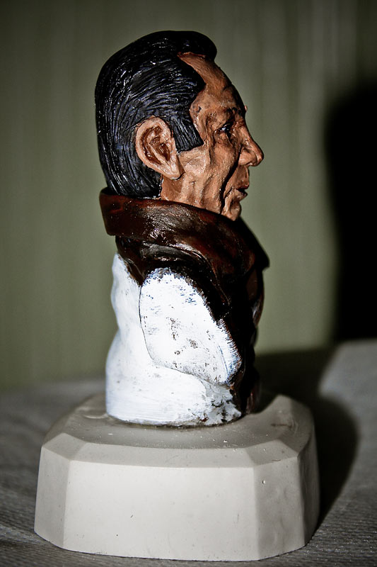 Training Grounds: My father's bust, photo #5
