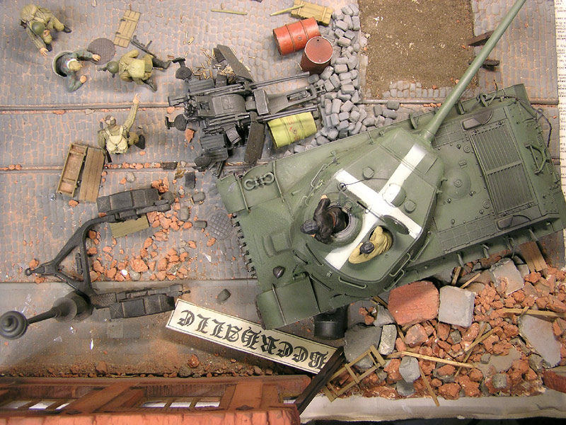 Dioramas and Vignettes: Hans, come out! Hitler kaputt!, photo #1