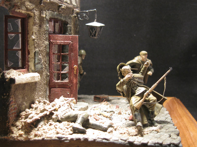 Dioramas and Vignettes: Ran into trouble, photo #1