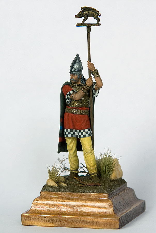 Фигурки: Кельтский воин со штандартом, 1 век до н.э., фото #1