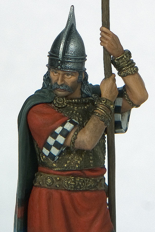 Figures: Celtic standard bearer, 1st century B.C., photo #13