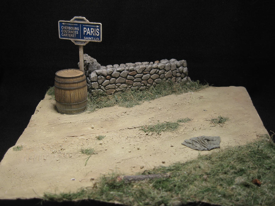Dioramas and Vignettes: Changing position, photo #4