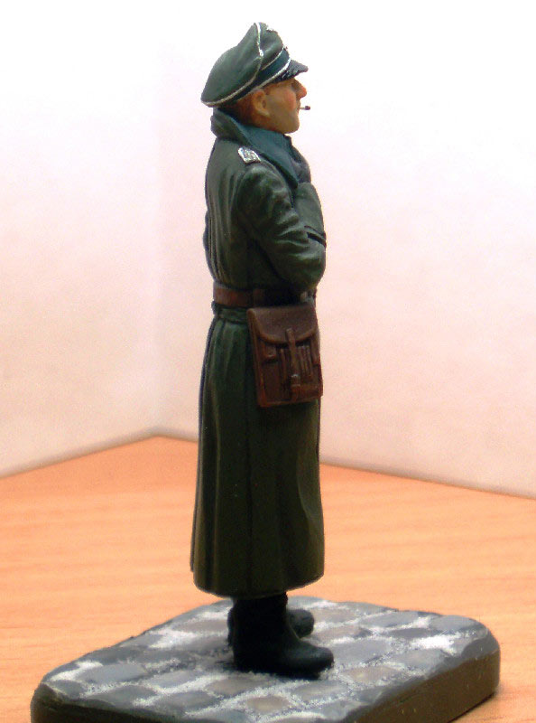 Training Grounds: German officer, photo #5