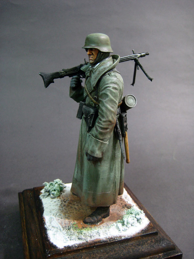 Figures: German machine gunner, photo #3