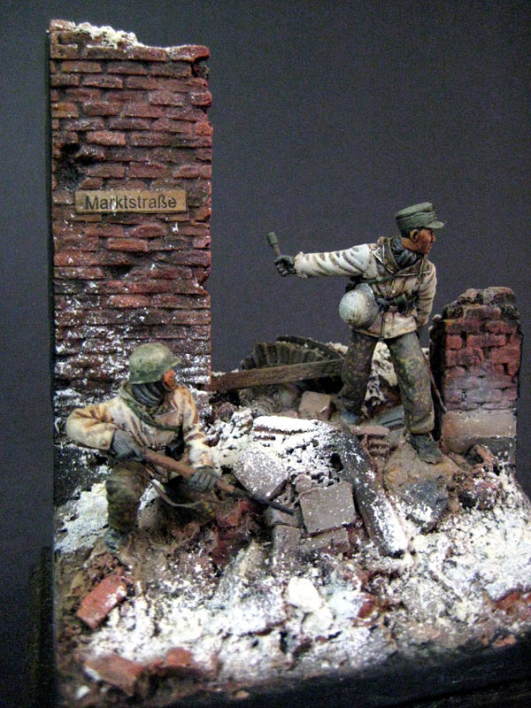 Dioramas and Vignettes: The End, photo #1