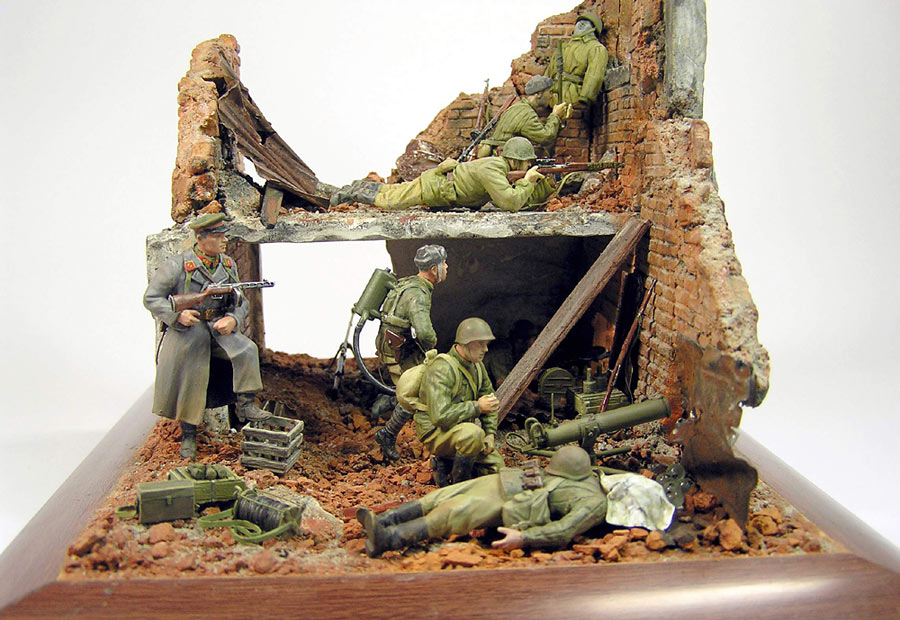 Dioramas and Vignettes: In the ruins of Stalingrad, photo #1