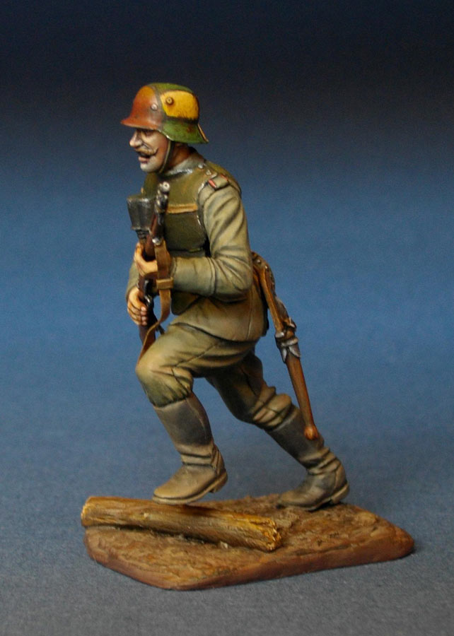 Figures: German storm trooper, WWI, photo #3