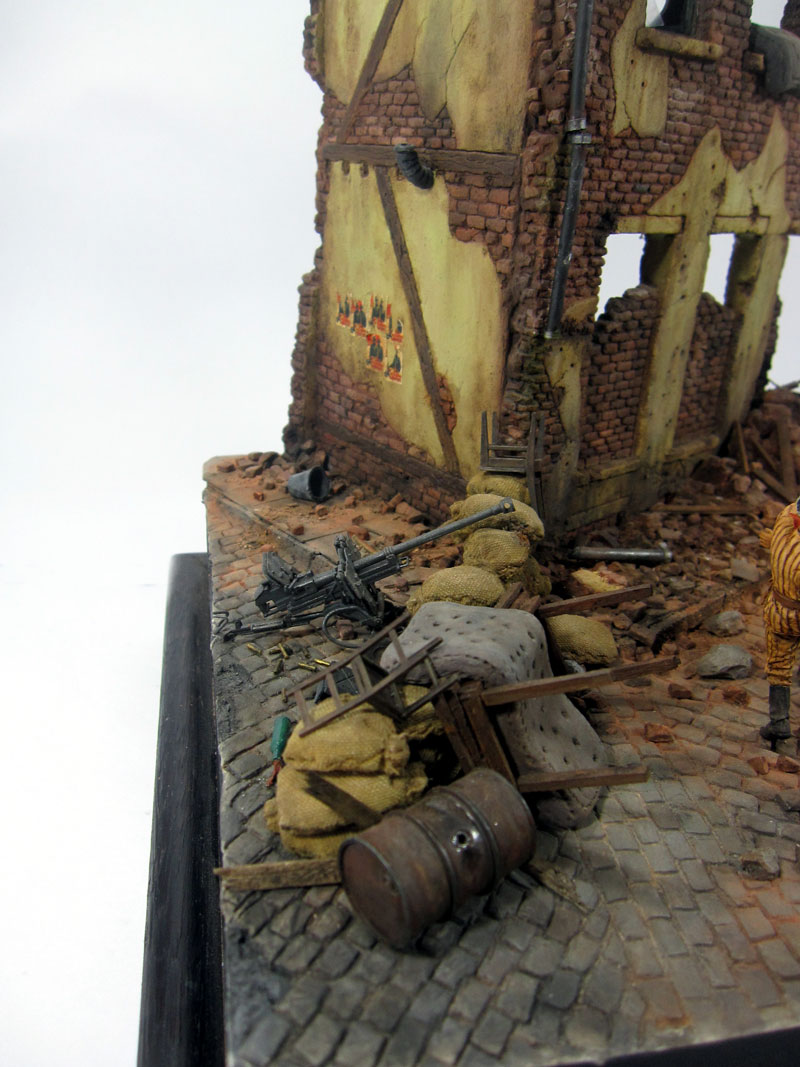Dioramas and Vignettes: Smile for the Motherland, photo #7