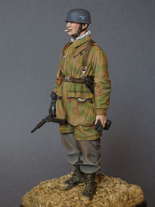 Figures: Luftwaffe paratrooper, photo #2