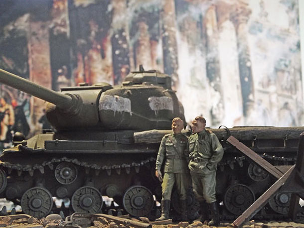 Dioramas and Vignettes: Brothers in arms