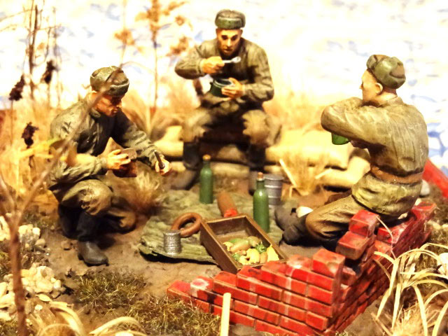 Training Grounds: Soviet pioneers at rest, photo #2