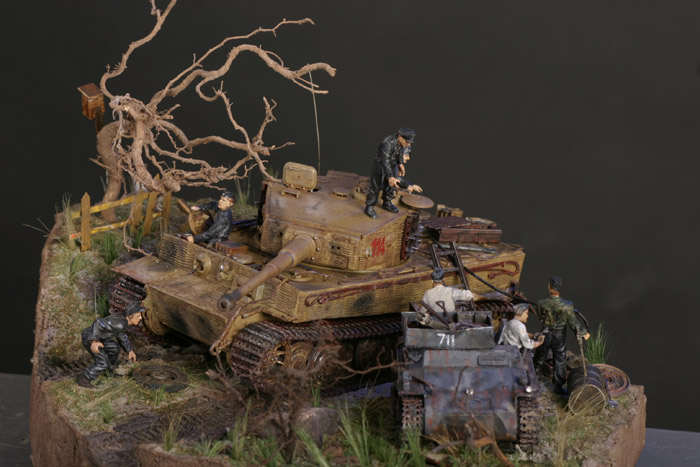 Dioramas and Vignettes: Tiger and Puppy, photo #2