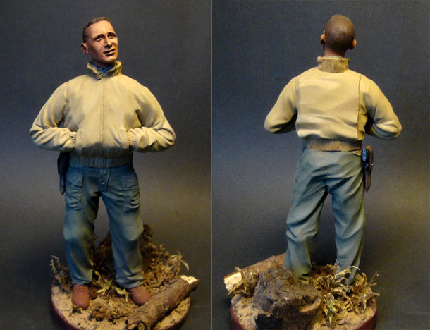 Figures: U.S. tank crewman