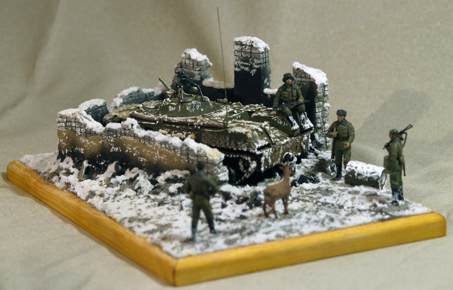 Dioramas and Vignettes: The Captive, photo #1