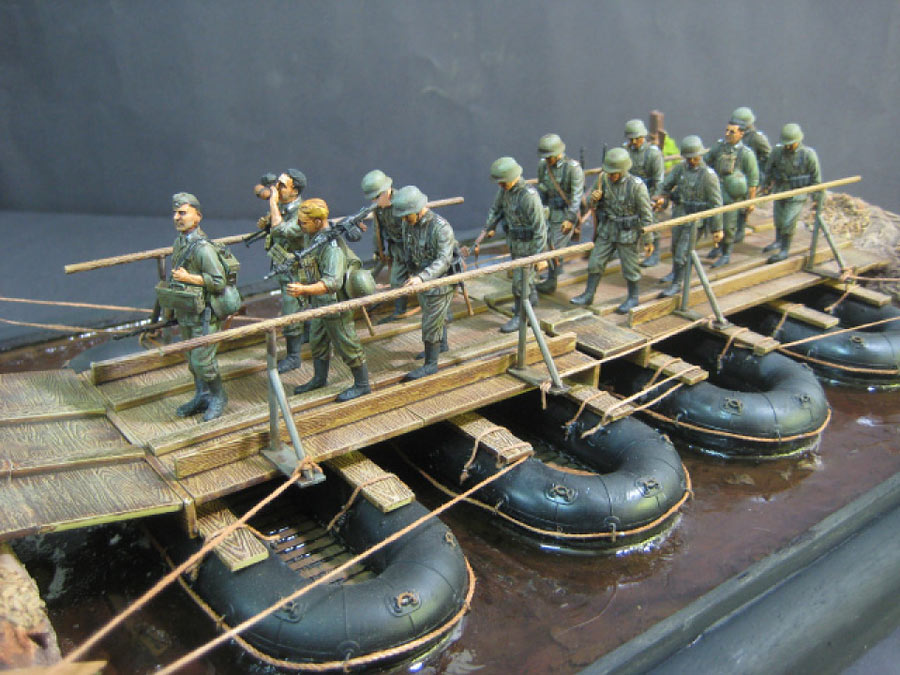 Dioramas and Vignettes: The pontoonbridge, photo #5