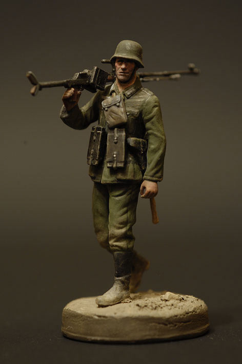 Figures: German AT rifleman, 71 ID, photo #2