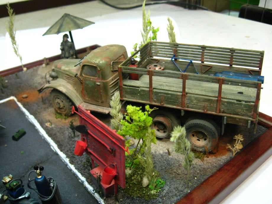 Dioramas and Vignettes: Sketch with trucks, photo #1