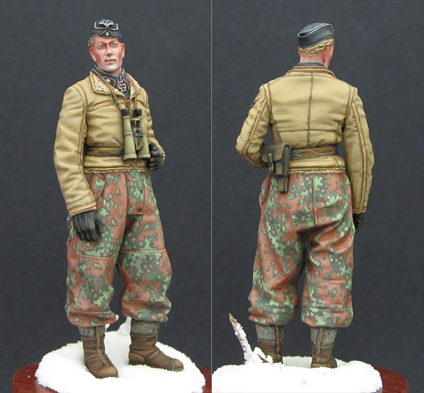 Figures: German tank officer