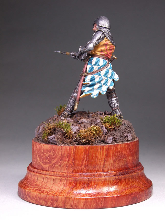Figures: Western European knight, mid XIV cent., photo #3